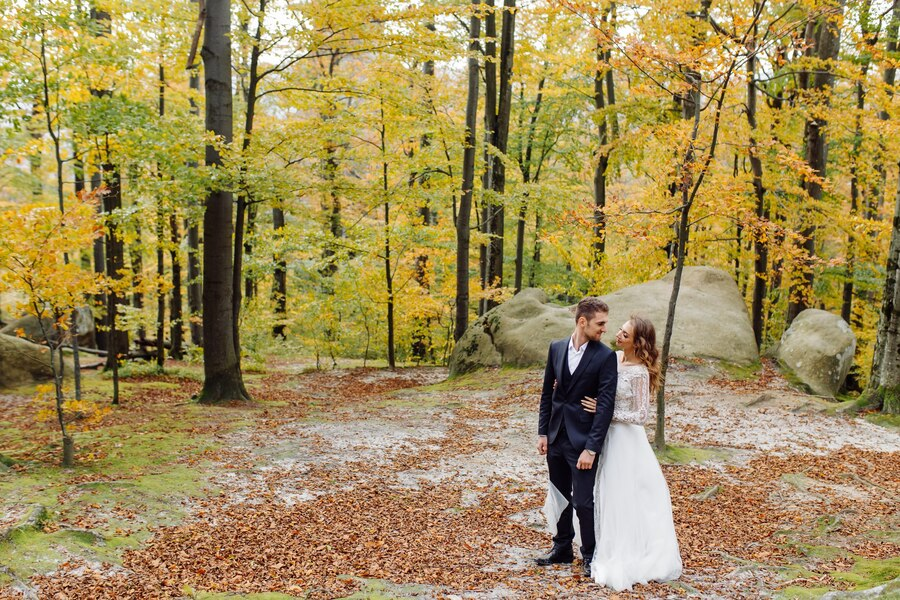 Seasonal Wedding Photography 