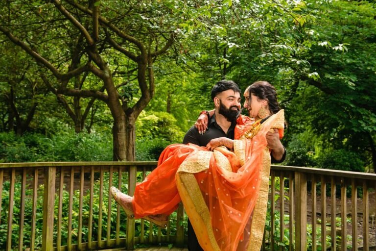 Colour wedding photograph from the Ikonic Media portfolio