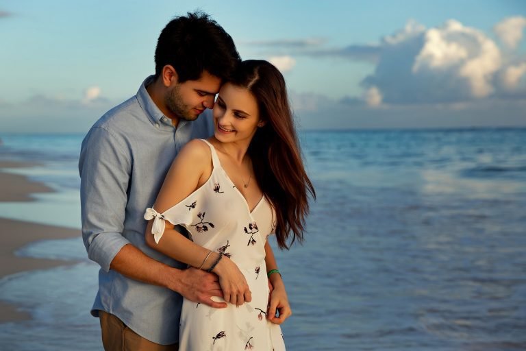 Colour wedding photograph from the Ikonic Media portfolio