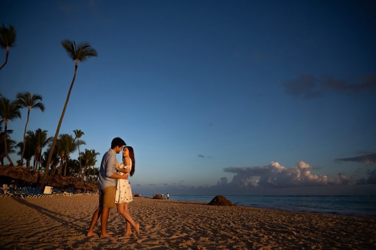 Colour wedding photograph from the Ikonic Media portfolio
