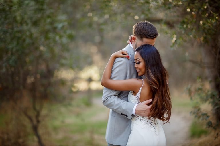Colour wedding photograph from the Ikonic Media portfolio