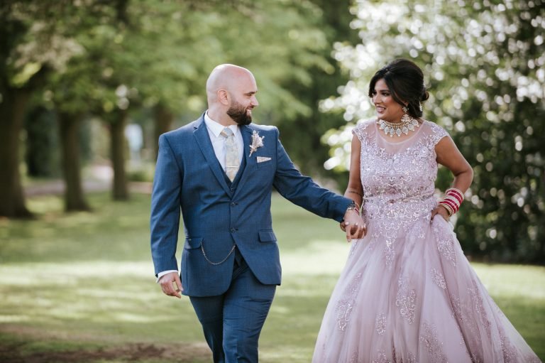 Colour wedding photograph from the Ikonic Media portfolio