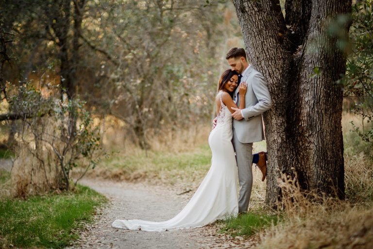 Colour wedding photograph from the Ikonic Media portfolio