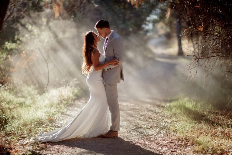 Colour wedding photograph from the Ikonic Media portfolio