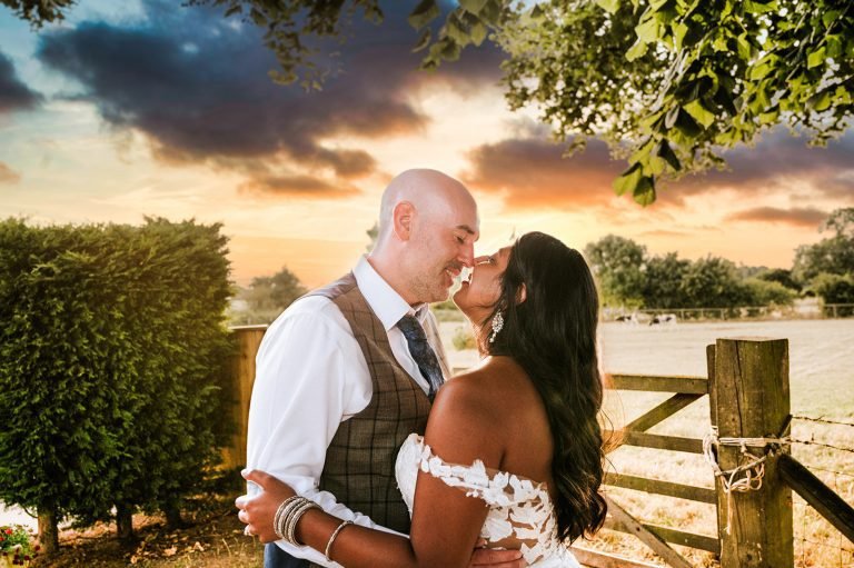 Colour wedding photograph from the Ikonic Media portfolio